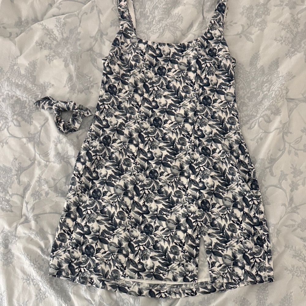 Floral Sleeveless Dress with Matching Scrunchie